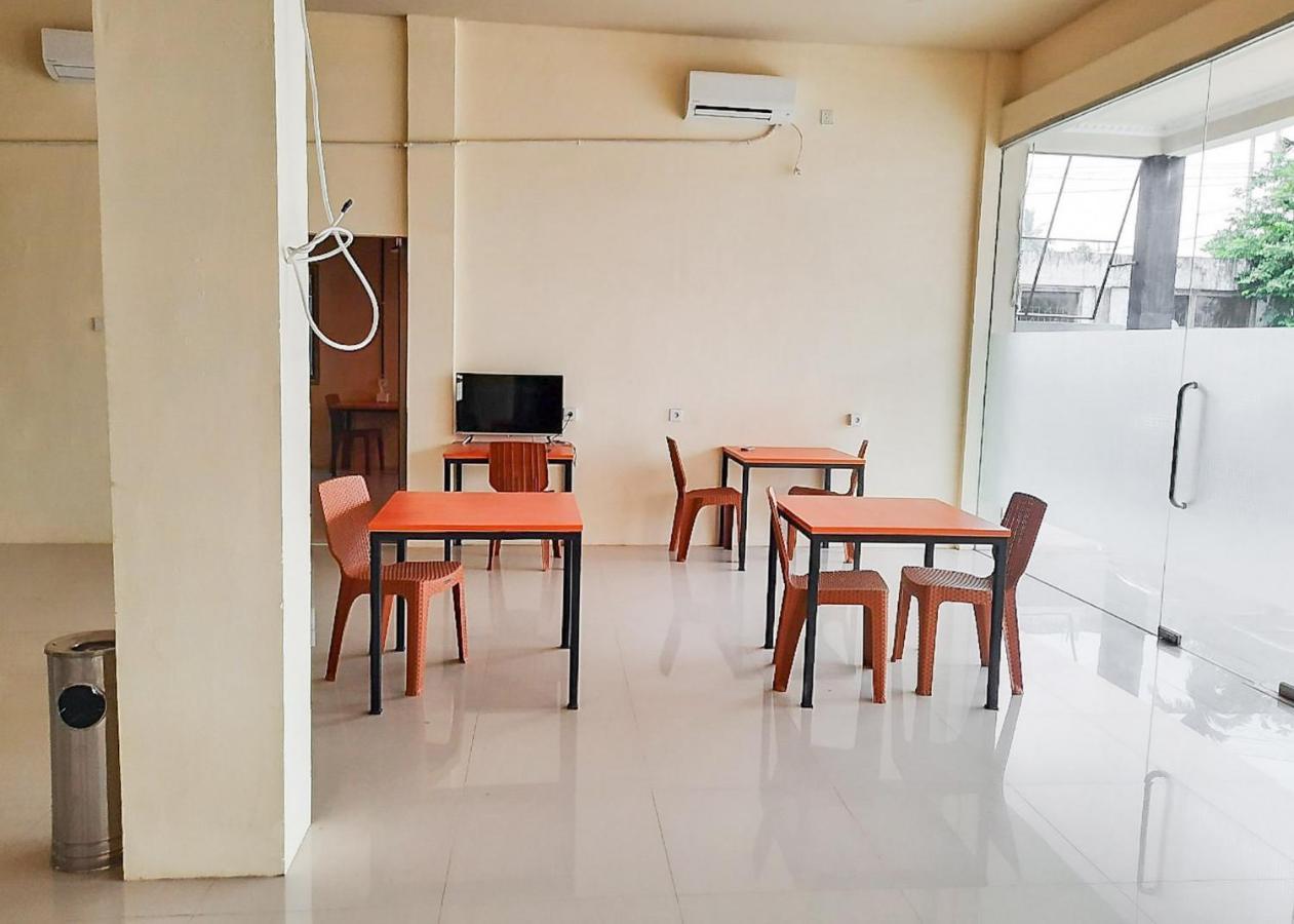 Reddoorz Syariah Near Transmart Jambi 2 Ξενοδοχείο Palmerah Εξωτερικό φωτογραφία